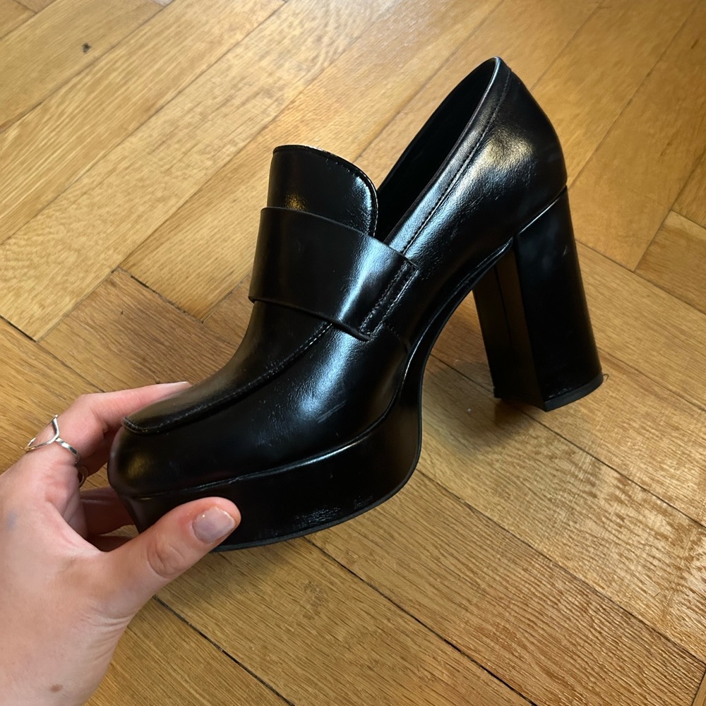 Jeffrey Campbell Black Platform Loafer Heels - Picture 6 of 13